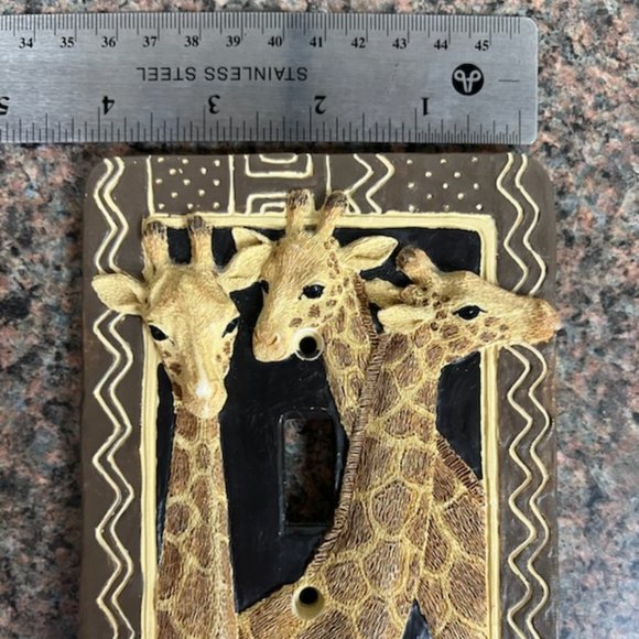 Ceramic composite Giraffe switch plate cover - Picture 3 of 6